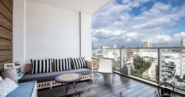 5 room apartment in Tel Aviv-Yafo, Israel