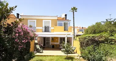 3 bedroom house in Manilva, Spain