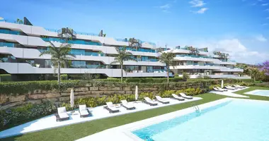 3 bedroom apartment in Estepona, Spain