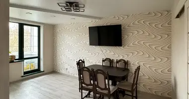 Wohnung 3 zimmer in Sluzk, Belarus