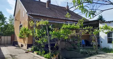 5 room house in Felsoszentivan, Hungary