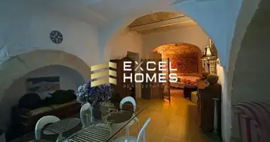 4 bedroom house in Qormi, Malta