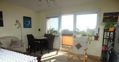 Wohnung 3 zimmer in Warschau, Polen