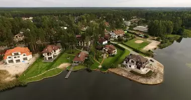 Casa 10 habitaciones en Sunisi, Letonia