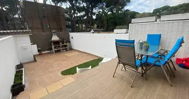 Townhouse 4 bedrooms in Gava, Spain