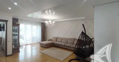 Wohnung 3 zimmer in Muchaviecki sielski Saviet, Belarus
