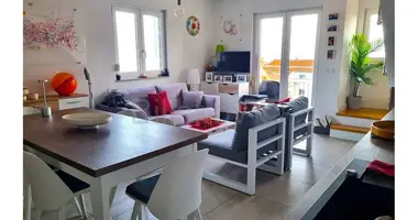 Appartement 4 chambres dans Okrug Gornji, Croatie