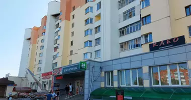 Mieszkanie 3 pokoi w Mołodeczno, Białoruś
