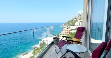 2 bedroom apartment in Dobra Voda, Montenegro