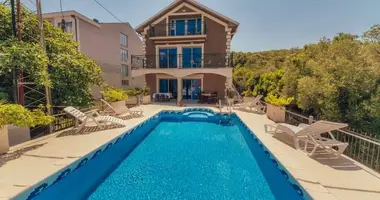 Villa 5 chambres avec Vue sur la mer, avec Piscine dans Tivat, Monténégro