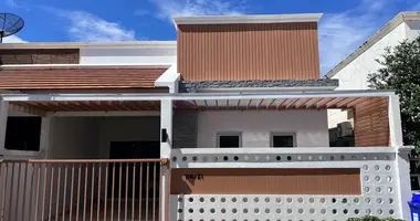 Reihenhaus  mit Doppelt verglaste Fenster, mit Balkon, mit Meerblick in Phuket, Thailand