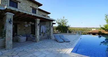 5 bedroom house in Souni–Zanatzia, Cyprus