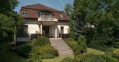 Maison 7 chambres dans Maria Enzersdorf, Autriche