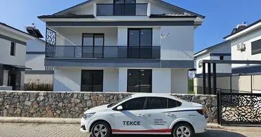 Villa 5 zimmer mit Balkon, mit Klimaanlage, mit Zentralheizung in Ägäisregion, Türkei