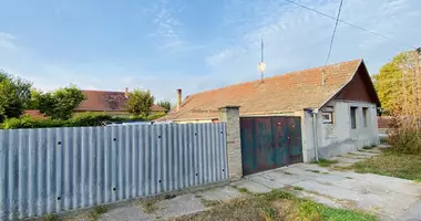 3 room house in Cegled, Hungary