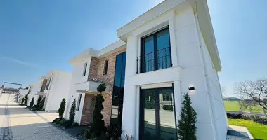 Villa 7 chambres dans Tuzla, Turquie