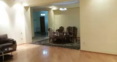 Apartamento 5 habitaciones en Tiflis, Georgia
