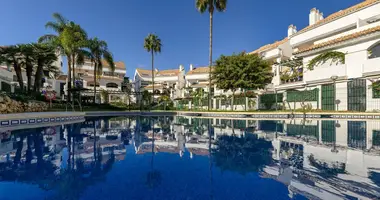 Appartement 4 chambres dans San Pedro Alcantara, Espagne
