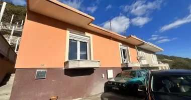 Дом 4 комнаты в Игало, Черногория