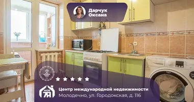 Apartamento 3 habitaciones en Maladetchna, Bielorrusia