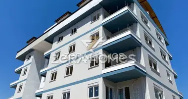2 room apartment with parking, with elevator, with swimming pool in Karakocali, Turkey
