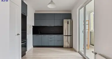3 room apartment in Kopishche, Belarus