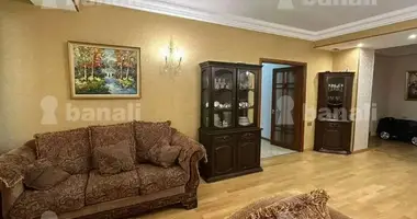 Квартира 5 комнат в Ереван, Армения