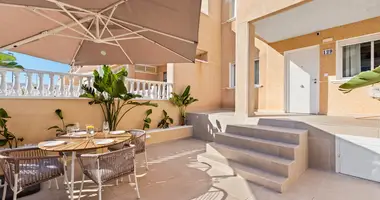 2 bedroom apartment in Torrevieja, Spain