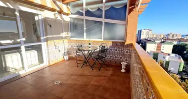 Apartamento 4 habitaciones en Fuengirola, Španjolska