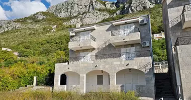 Villa  con Vistas al mar, con Garaje en Budva, Montenegro