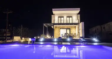 5 bedroom villa with Furniture, with Parking, with Air conditioner in Pefkochori, Greece