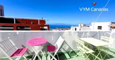 4 bedroom apartment in Adeje, Spain