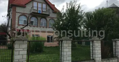 5 bedroom house in Obukhiv Raion, Ukraine