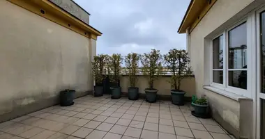 Apartamento 3 habitaciones en Varsovia, Polonia