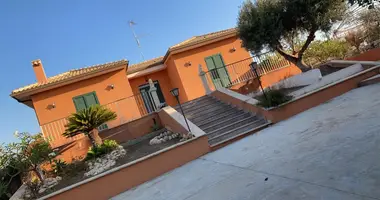 Villa 8 habitaciones con Amueblado, con Vistas al mar, con Terraza en Modica, Italia