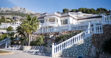 Villa 10 bedrooms in Altea, Spain