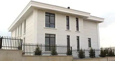 Villa Villa de 6 habitaciones con balcón, con estacionamiento, con con reparación en Hacilar, Turquía