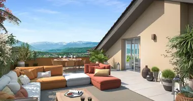 4 bedroom apartment in Metropolitan France, France