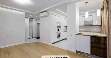 Apartamento 3 habitaciones en Minsk, Bielorrusia