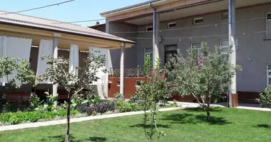 Дом 9 комнат в Ханабад, Узбекистан