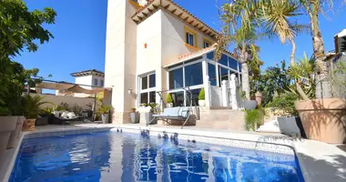 Villa 4 bedrooms in Orihuela, Spain