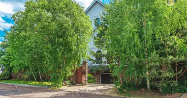 Ferienhaus 8 zimmer in Tarasava, Weißrussland