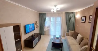 Apartamento 1 habitacion con Amueblado, con Aire acondicionado, con Vista de la ciudad en Budva, Montenegro