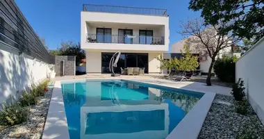 Villa 6 bedrooms in Grad Rijeka, Croatia