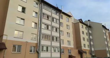 Wohnung 3 Zimmer in Pryvolny, Weißrussland