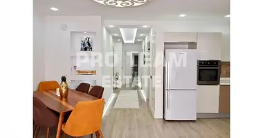 Apartamento 3 habitaciones en Muratpasa, Turquía
