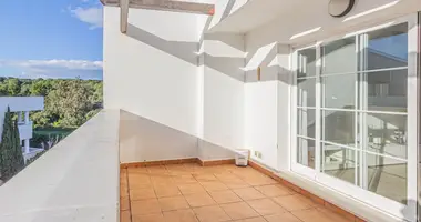 Квартира 3 спальни в La Linea de la Concepcion, Испания