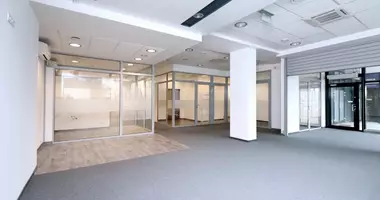 Commercial property 146 m² in Warsaw, Poland