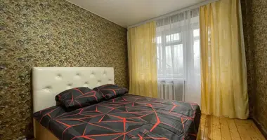 Apartamento 3 habitaciones en Dzyarzhynsk, Belarús