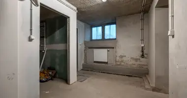 Коммерческое помещение 50 м² в Варшава, Польша